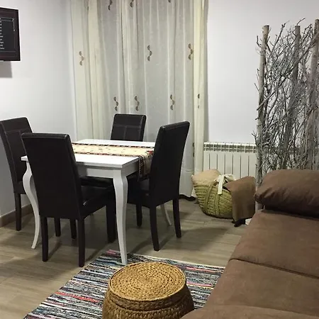 Mirasierra Plaza Apartment Coto Rios